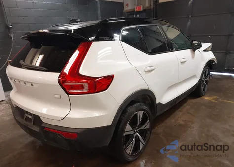 2021 Volvo Xc40 Recharge Pure Electric P8 from USA, damaged, VIN YV4ED3UR0M2553467